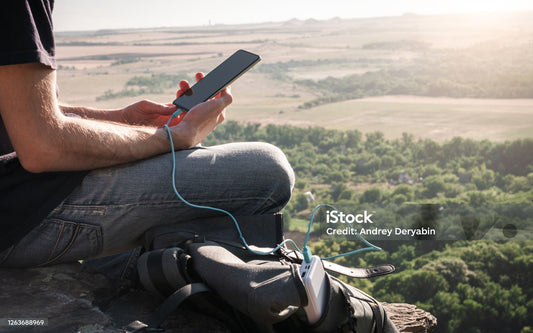 MacBook en mobilité : top bundles LymobileShop (powerbank 140 W + câble 240 W + chargeur GaN)