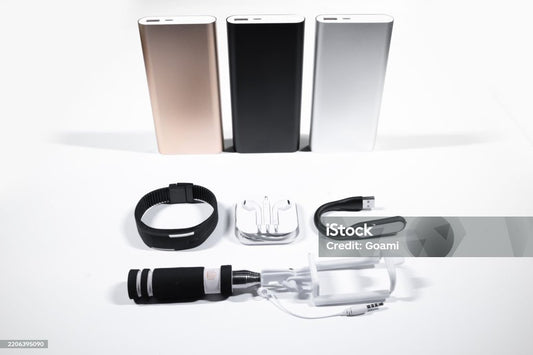 Powerbanks & Apple (iPhone USB-C, iPad, MacBook) : PD, PPS, EPR 140 W, MagSafe & Qi2 — LymobileShop 2025